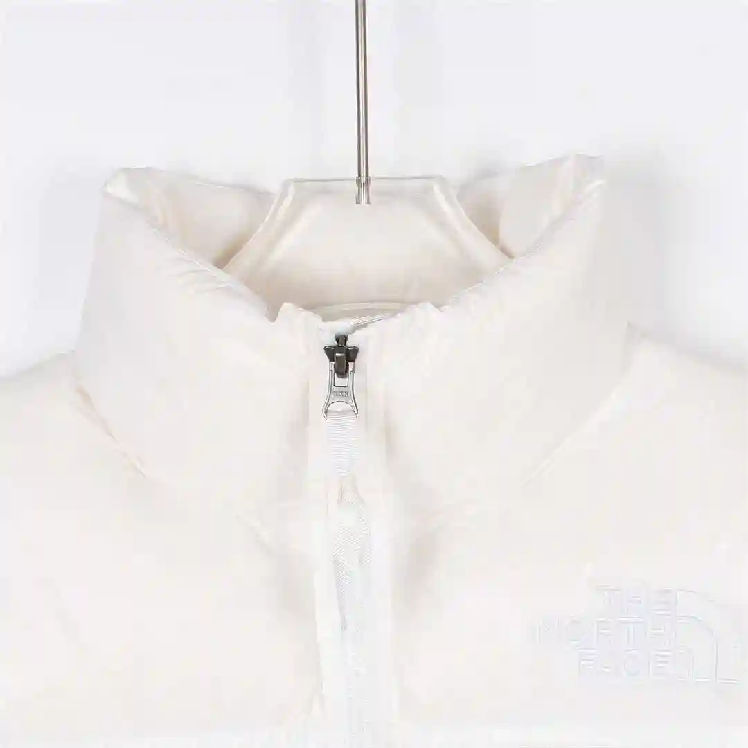 49EC0520-44D7-435B-8DB9-245507EAE39D.webp
