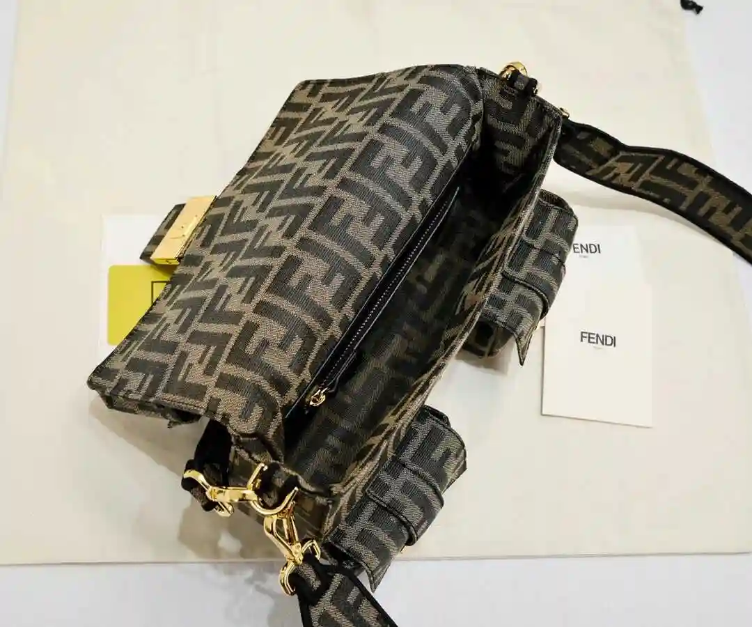 KK02650 (5).webp