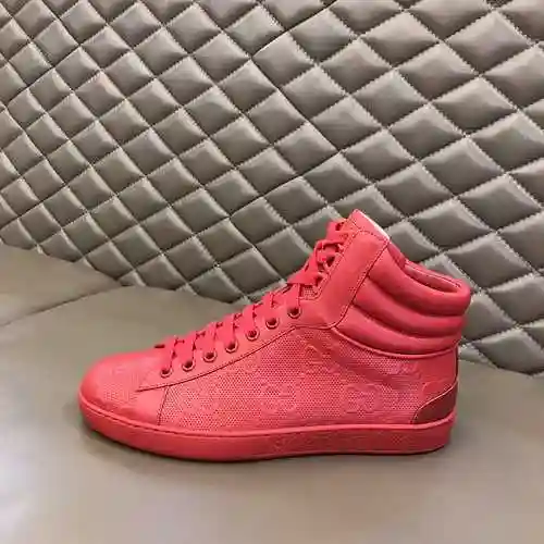 Código de pareja GUCCI: 1103B60 Talla: Mujer 35-39, Hombre 38-44