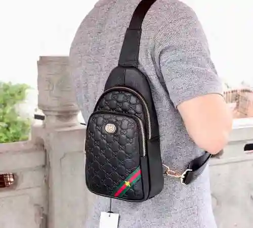 Fan @ Sizhe Bolso de pecho exclusivo para hombre hecho de piel de vaca original importada Bolsa de r