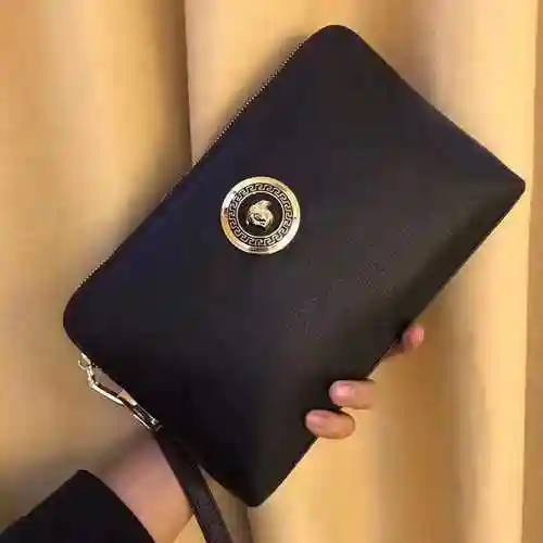 El bolso especial para hombre Fansi @ Zhe está hecho de piel de vaca original importada y una bolsa 
