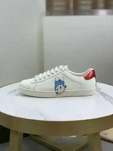Código de pareja GUCCI: 1106C20 Talla: Talla de mujer: 35-40; Tallas de hombre 38-44
