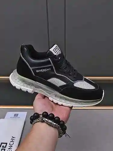 Zapato de hombre Givenchy Código: 1105C10 Talla: 38-44 (45 hechos a medida)