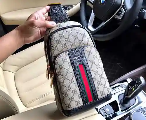 Bolso de pecho exclusivo para hombre GUCC hecho de piel de vaca original importada Bolsa de regalo d