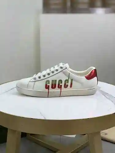Código de pareja GUCCI: 1106C20 Talla: Talla de mujer: 35-40; Tallas de hombre 38-44