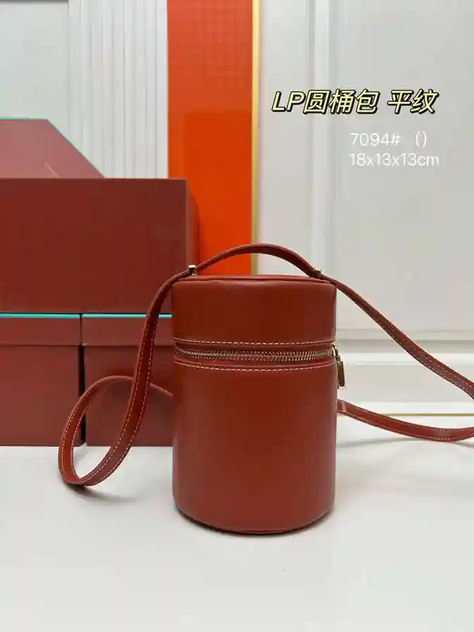 KK01950 (11).webp