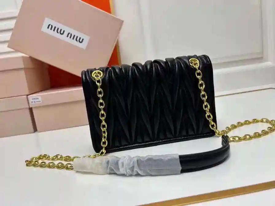 KK01950 (11).webp