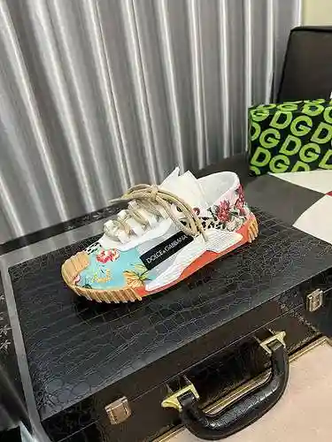 Dolce&Gabbana Código de estilo de pareja: 1108B50 Talla: 36-44