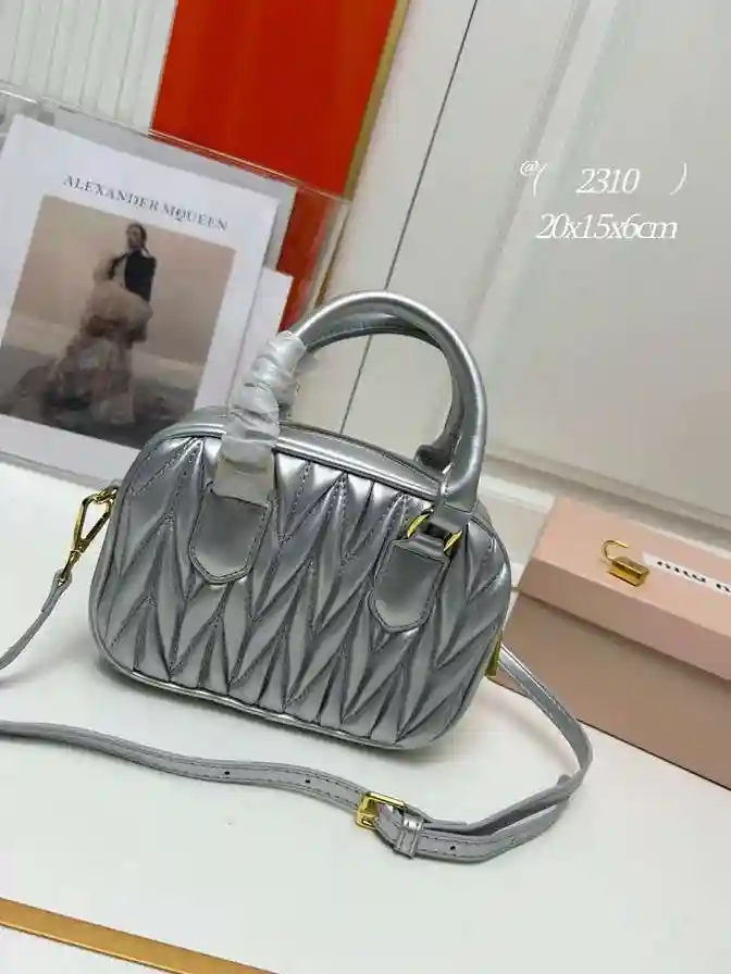 KK01950 (23).webp
