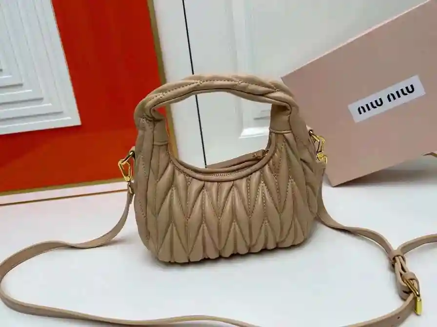 KK01950 (31).webp