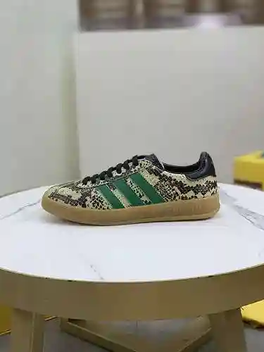 Marca Gucci Co * Código de estilo de pareja: 1106B80 Talla: 35-40 para mujer/39-44 para hombre (41 p