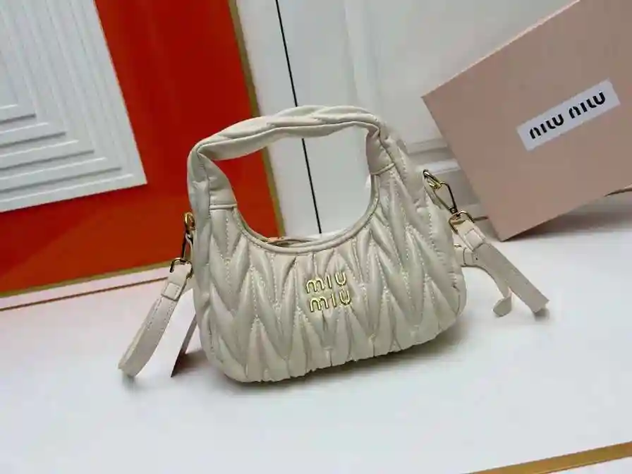 KK01950 (33).webp