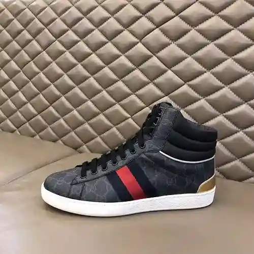Código de pareja GUCCI: 1103B50 Talla: Mujer 35-39, Hombre 38-44