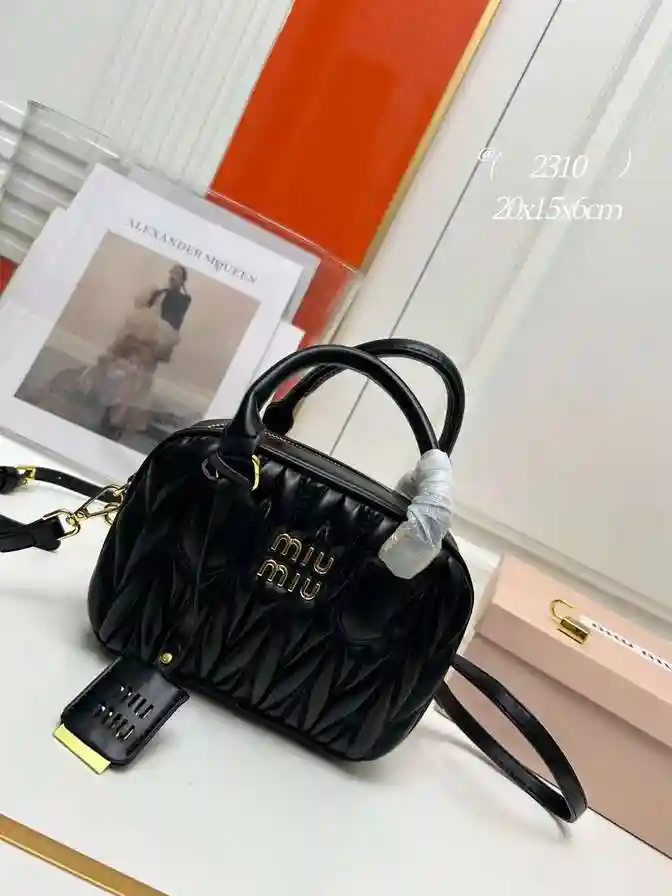 KK01950 (17).webp