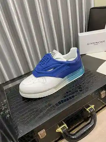 Zapato de hombre Givenchy Código: 1108C30 Talla: 38-44 (45 se puede personalizar)