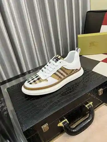 Zapato Burberry Hombre Código: 1108B40 Talla: 38-44