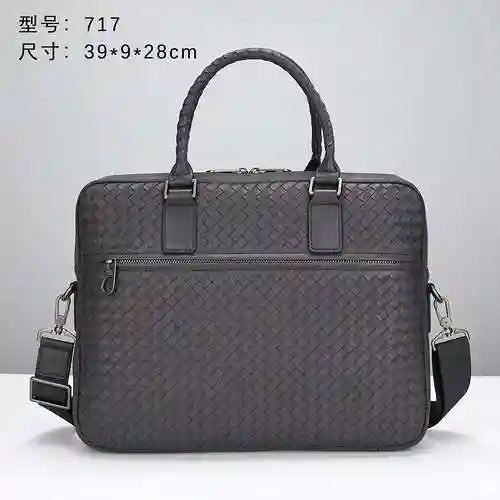 El maletín para hombre está hecho de piel de vaca original importada y una bolsa de regalo de entreg