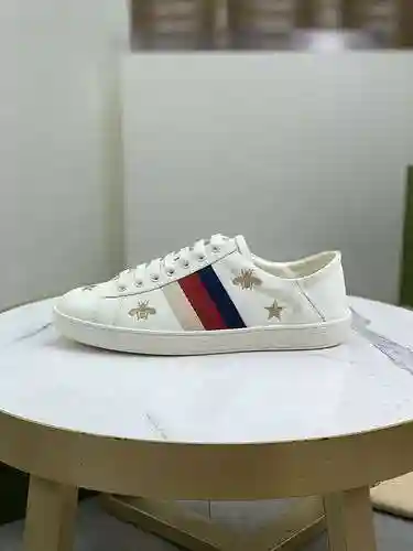 Código de pareja GUCCI: 1106C20 Talla: Talla de mujer: 35-40; Tallas de hombre 38-44