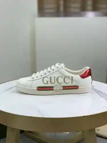 Código de pareja GUCCI: 1106C20 Talla: Talla de mujer: 35-40; Tallas de hombre 38-44