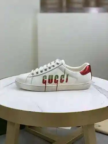 Código de pareja GUCCI: 1106C20 Talla: Talla de mujer: 35-40; Tallas de hombre 38-44