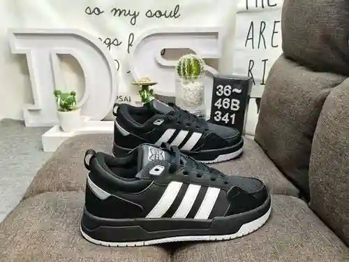 341 Dadidad Courtbeat casual board shoes. This lifestyle sneaker is inspired by the rich history of 