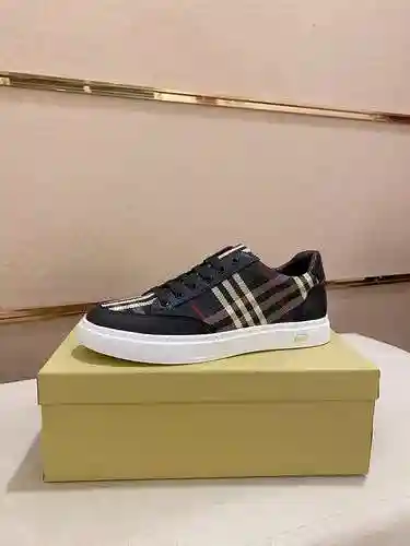 Zapato Burberry Hombre Código: 1112B30 Talla: 38-44