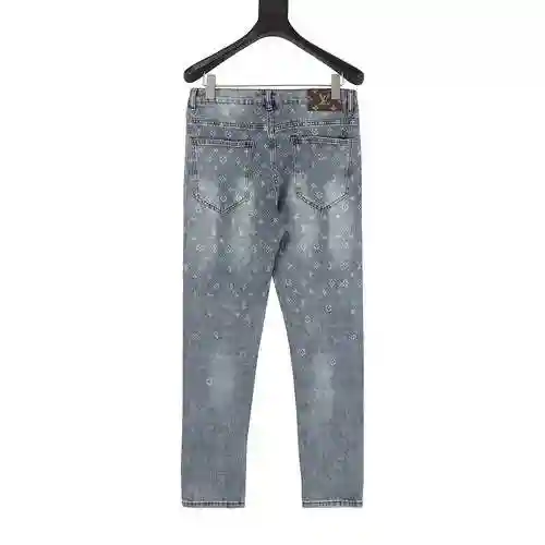 1V back printed logo jeans