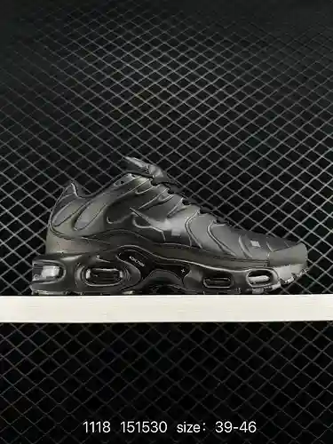 La superficie de cuero se envía en caliente. Nike/Nike Nike Air Max Plus es un representante del cal