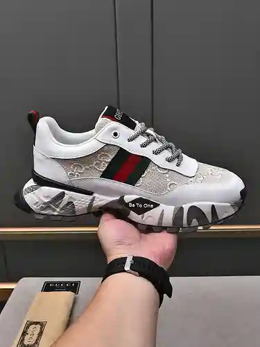 Zapatos de hombre GUCCI Código: 1116B60 Talla: 38-44 (45 personalizados)