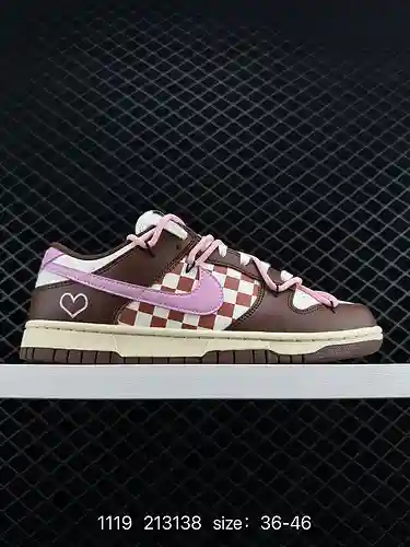 9 Futura x Nike Dunk Low zapatos de skate deconstruidos con cordones. Este par de sistemas de cordon