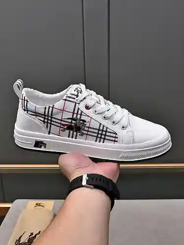 Zapatos de hombre Burberry Código: 1116B50 Talla: 38-44