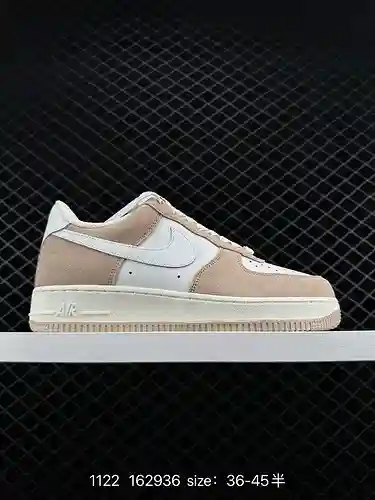 8. Nike Air Force Low de empresa. 7. Horma original y cartón original. Crea una versión Air Force pu