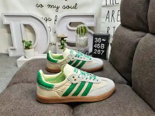 267DAdidas originals Busenitz Vulc adidas Casi 70 años de originales clásicos hechos de gamuza origi