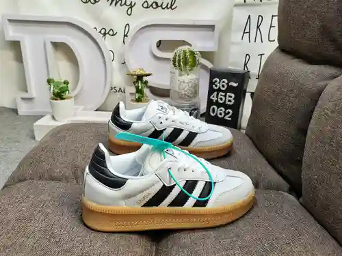 062D trébol a nivel de empresa Adidas Originals SambaX