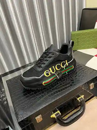 Zapatos de hombre GUCCI Código: 1123C20 Talla: 38-44