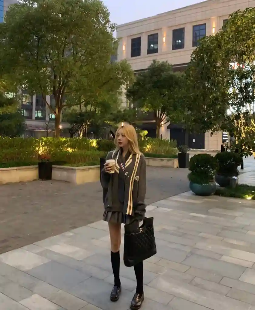 i1637590687_893_4.webp