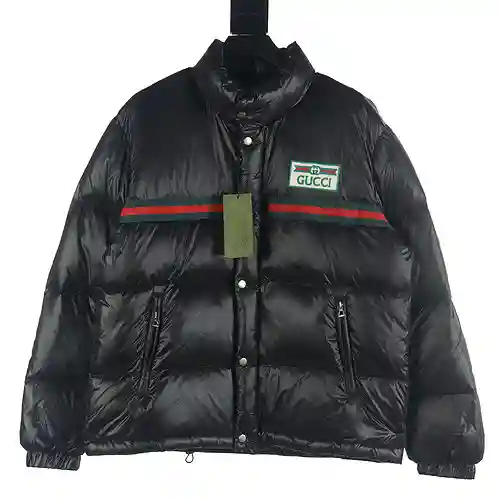 Chaqueta de plumas con cuello alto y cinta roja y verde con logo GU*CCI/Gucci GUC