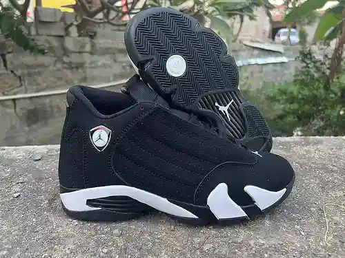 AIR JORDAN 14jordan 14 color blanco y negro 40---47