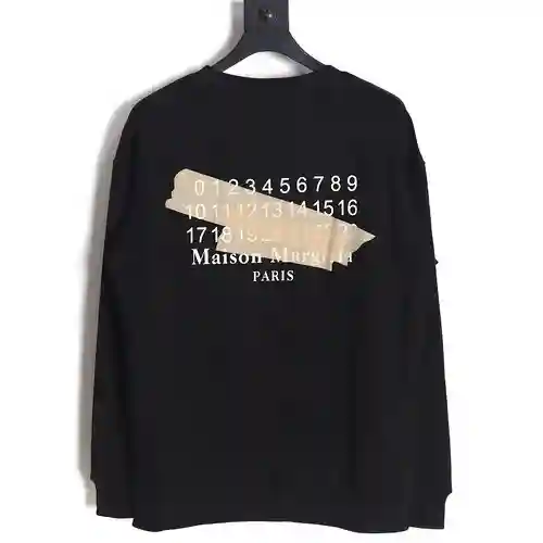 Sudadera MM Margiela con estampado de cinta digital en la espalda
