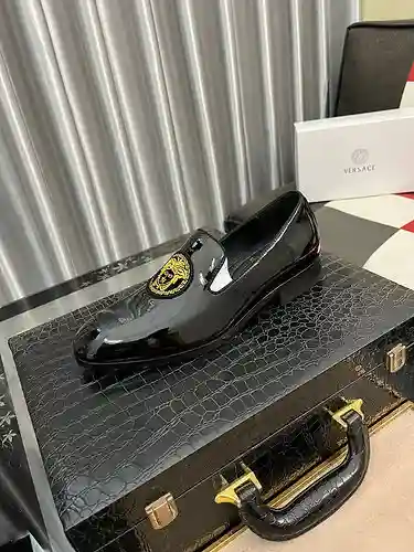 Zapatos de hombre Versace Código: 1123B60 Talla: 38-44