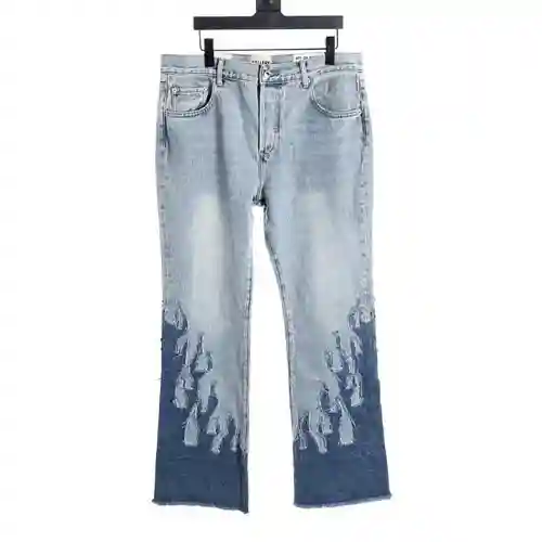 Vaqueros bootcut con llamas GD 23FW