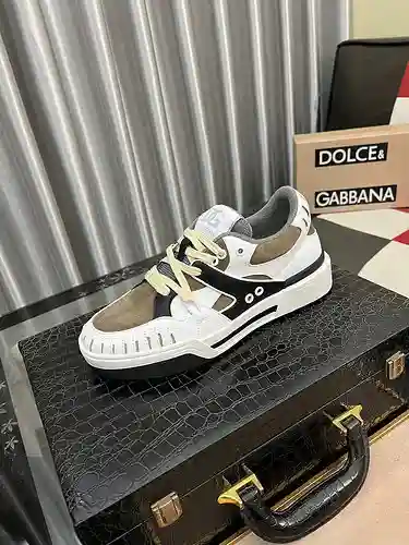 Modelo de pareja Dolce & Gabbana Código: 1123B80 Talla: 35-46