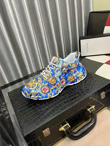 Zapatos de hombre Versace Código: 1123C10 Talla: 38-44