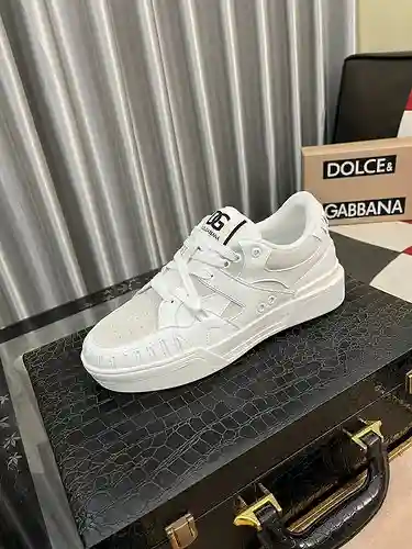 Modelo de pareja Dolce & Gabbana Código: 1123B80 Talla: 35-46