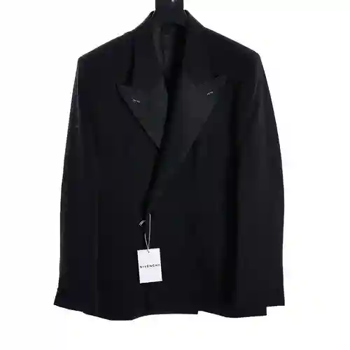 Traje de raso GVC 23FW