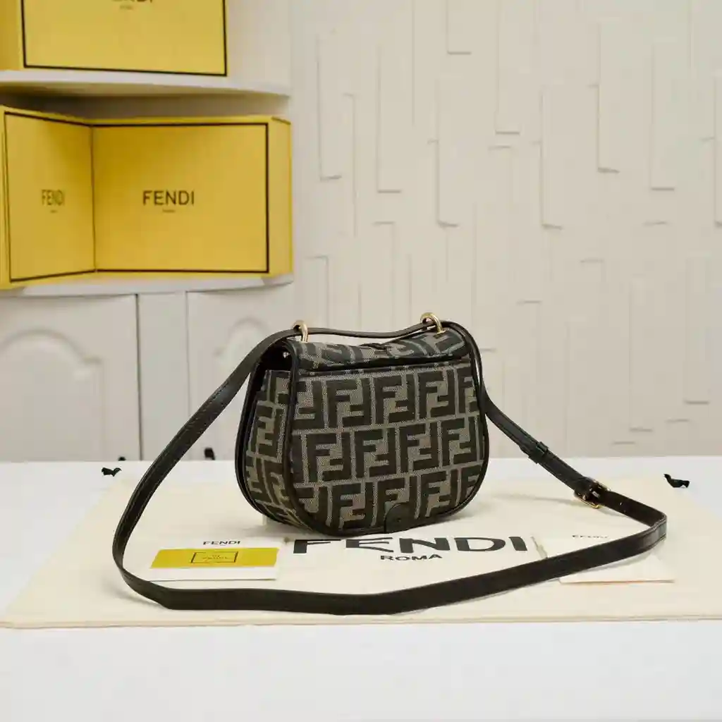 KK02350 (18).webp