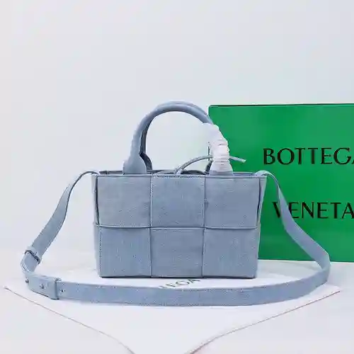 Bolso tote BV elaborado en piel vacuna original importada, alta calidad, entrega en bolsa regalo fac