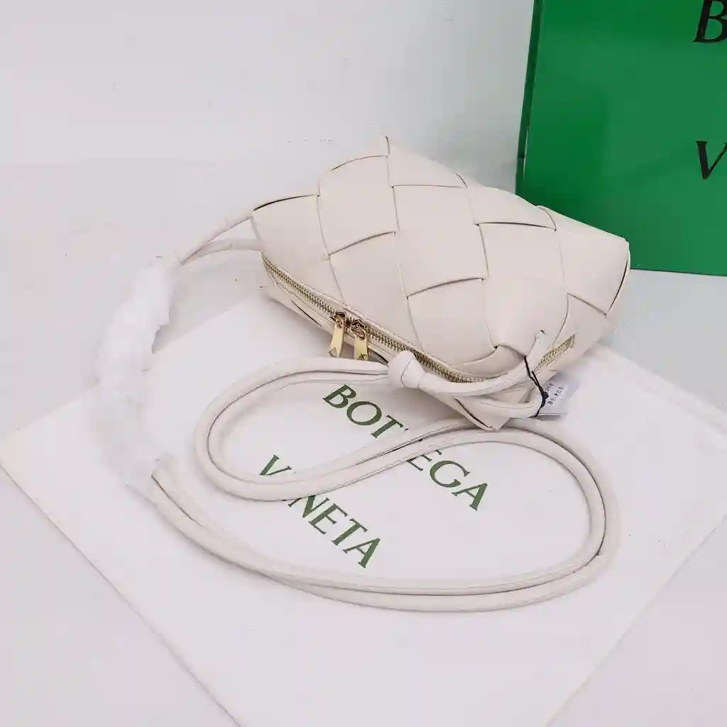 KK02250 (7).webp