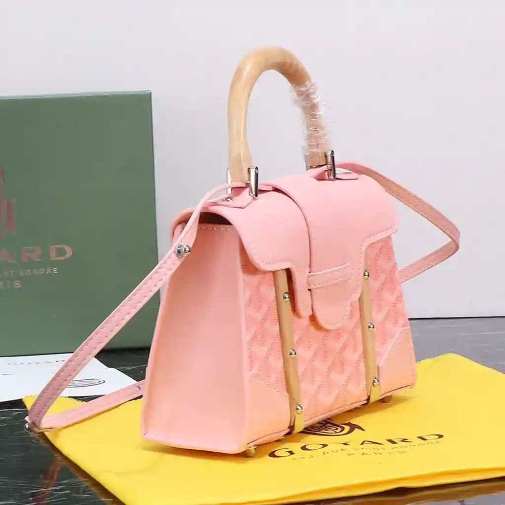 KK01950 (2).webp