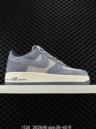 23. Nike Air Force Low 7 de empresa. Horma original y cartón original. Crea una versión Air Force pu